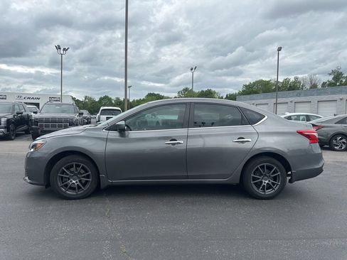 Used 2019 Nissan Sentra SV image 10
