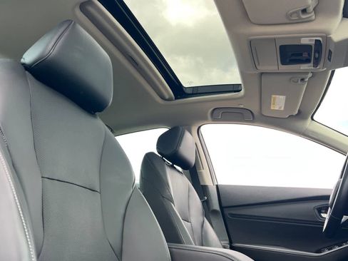 Used 2024 Honda Accord Touring image 18