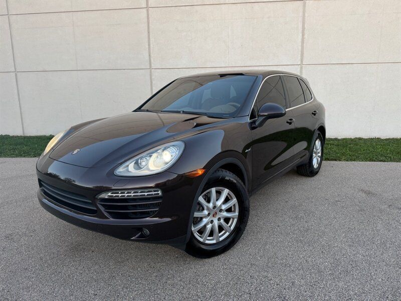 Used 2014 Porsche Cayenne Diesel AWD/4WD image 29
