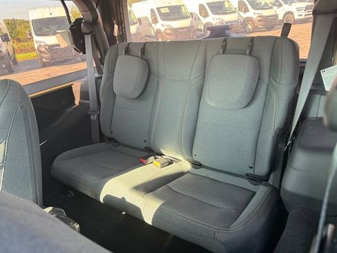 Certified 2025 Jeep Wrangler Sport AWD/4WD image 19