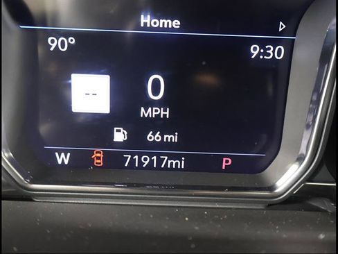 Used 2021 GMC Yukon AT4 w/ Rear Media and Nav Package AWD/4WD image 9