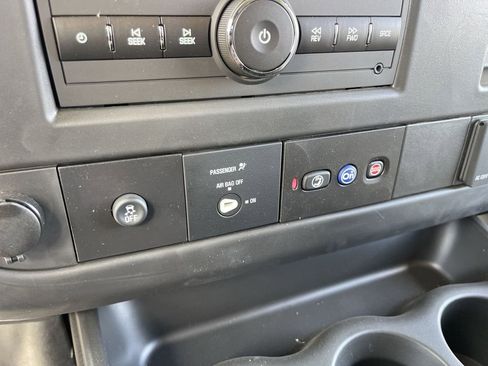 New 2025 GMC Savana 2500 Extended w/ Driver Convenience Package image 14
