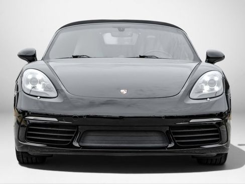 Used 2018 Porsche 718 Boxster S RWD image 4