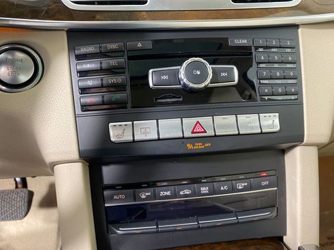 Used 2015 Mercedes-Benz E 350 Sedan image 21