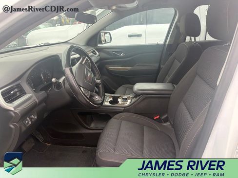 Used 2022 GMC Acadia SLE w/ Driver Convenience Package AWD/4WD image 2