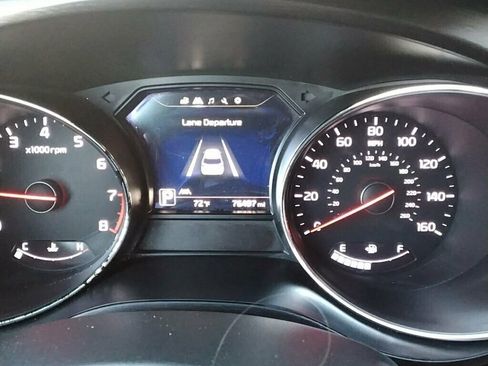 Used 2018 Kia Sedona LX w/ LX Essentials Premium Package image 14