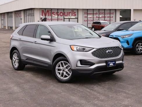 Certified 2024 Ford Edge SEL image 2