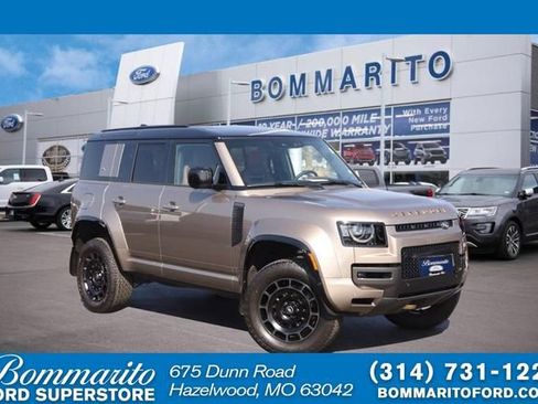 Used 2025 Land Rover Defender 110 image 1