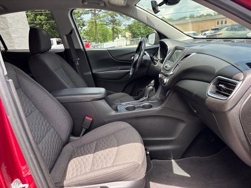 Used 2020 Chevrolet Equinox LT AWD/4WD image 12