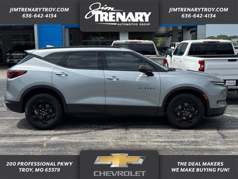 Used 2024 Chevrolet Blazer LT w/ Convenience Package FWD image 1