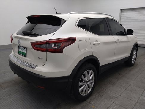 Used 2022 Nissan Rogue Sport SV w/ Technology Package FWD image 9