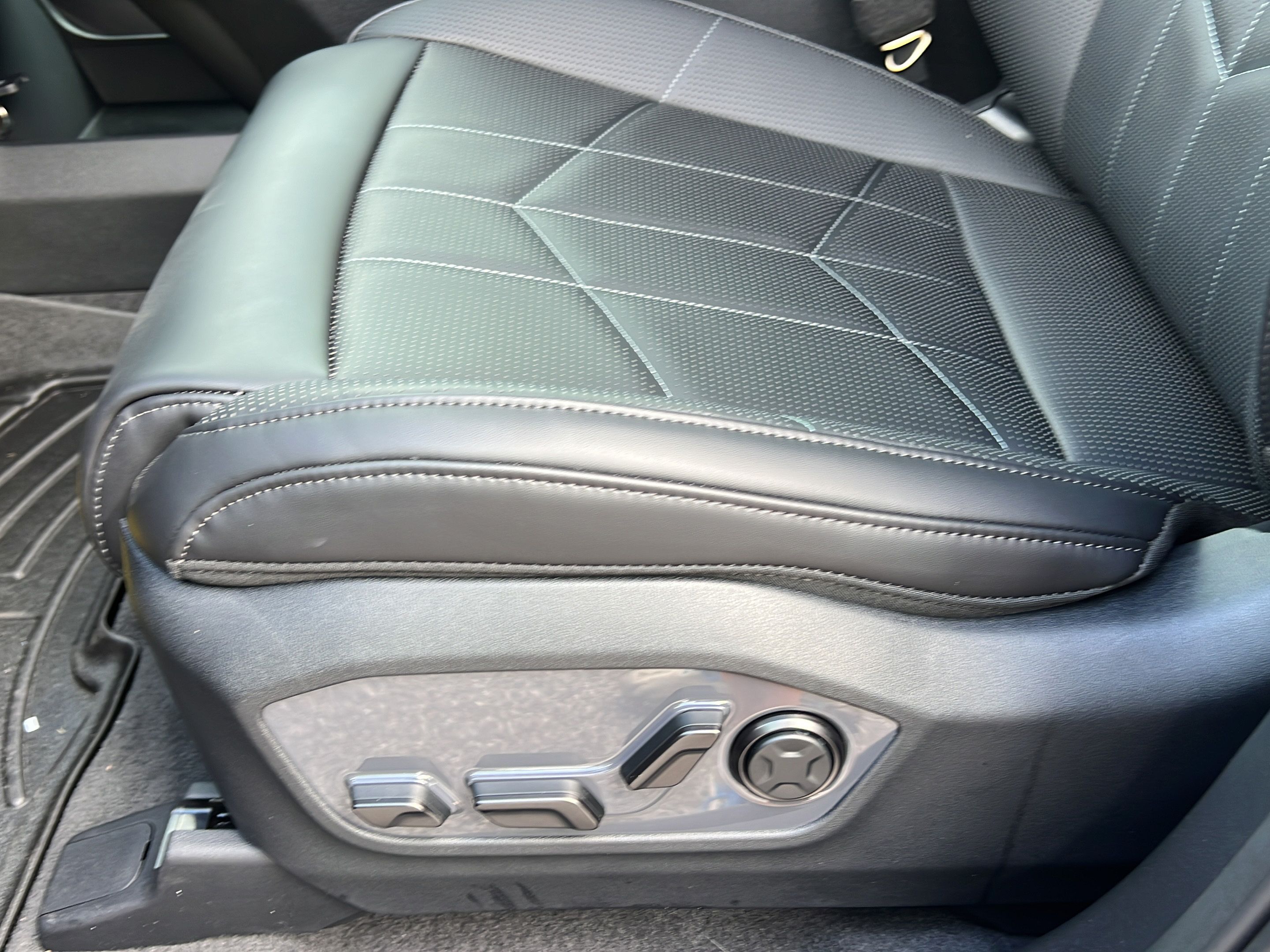 New 2027 Kia Telluride SX X-Line AWD/4WD image 14