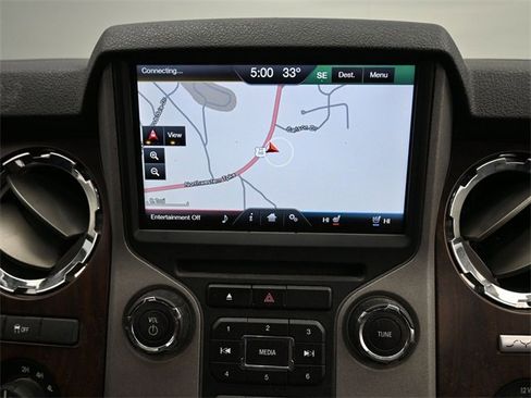 Used 2015 Ford F250 Lariat w/ Lariat Ultimate Package image 18