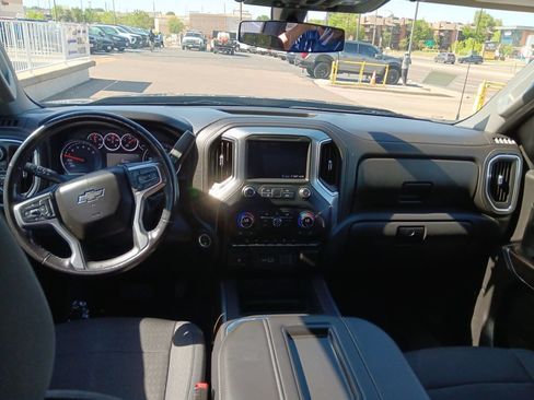 Used 2020 Chevrolet Silverado 1500 RST AWD/4WD image 12