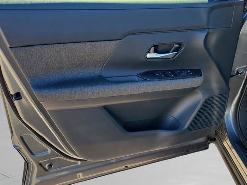 New 2026 Nissan Kicks SV image 16