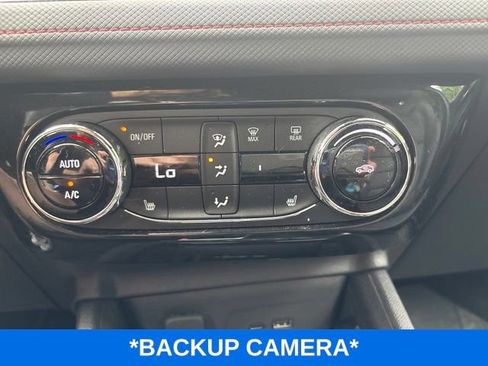 Used 2024 Chevrolet TrailBlazer RS w/ Convenience Package AWD/4WD image 9