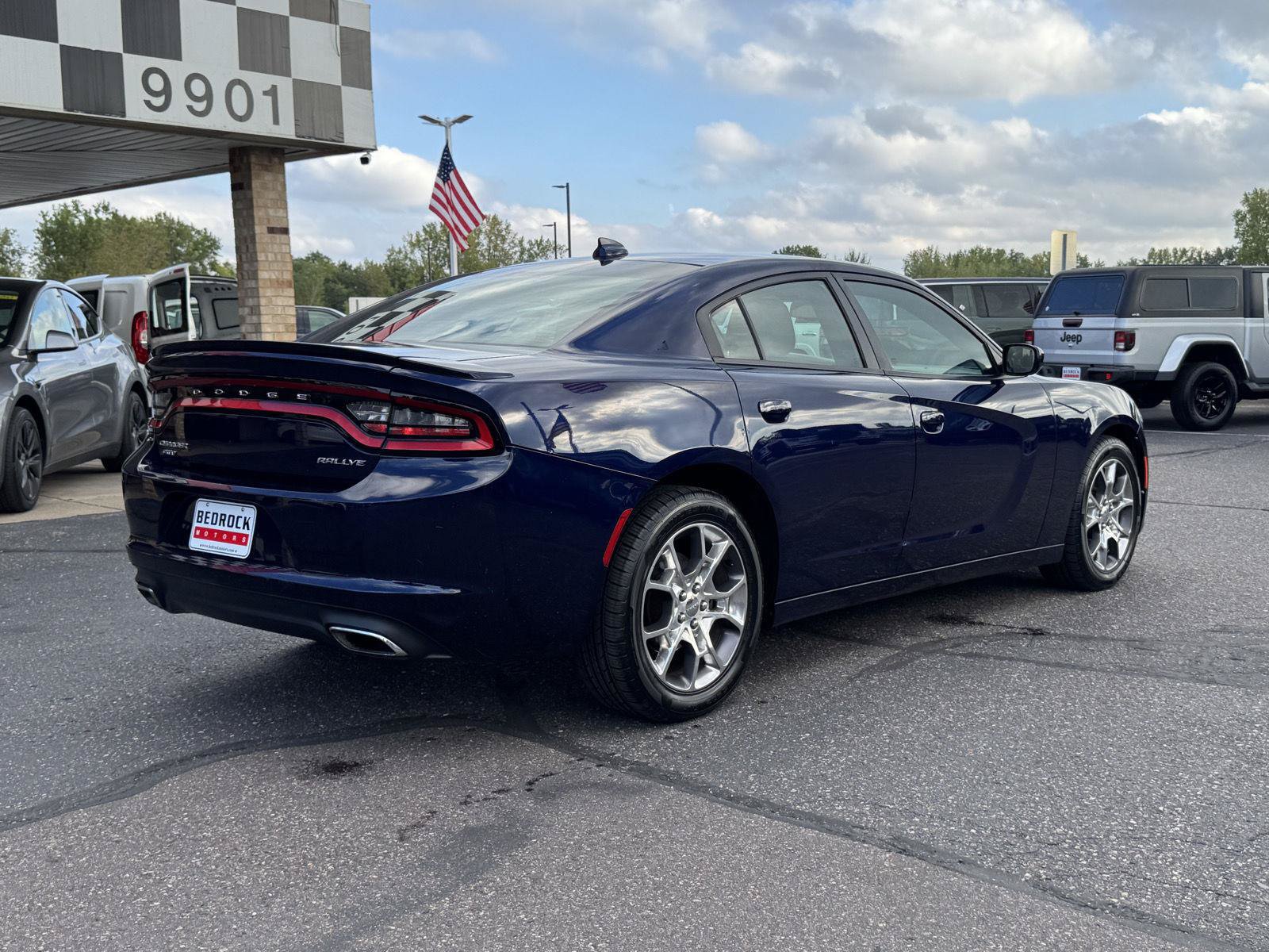 Used 2016 Dodge Charger SXT w/ Rallye Group AWD/4WD image 7