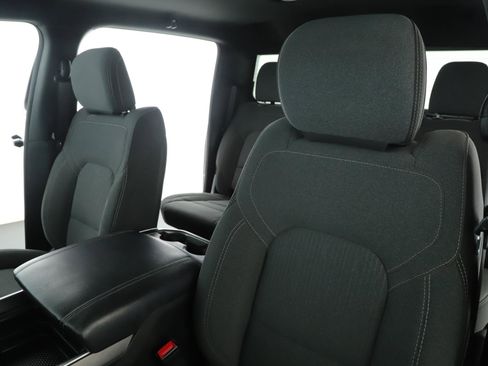Used 2021 RAM 1500 Big Horn AWD/4WD image 4