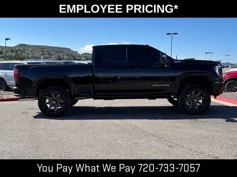 Used 2024 GMC Sierra 2500 AT4 w/ AT4 Premium Plus Package AWD/4WD image 7