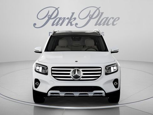 Used 2026 Mercedes-Benz GLB 250 image 36