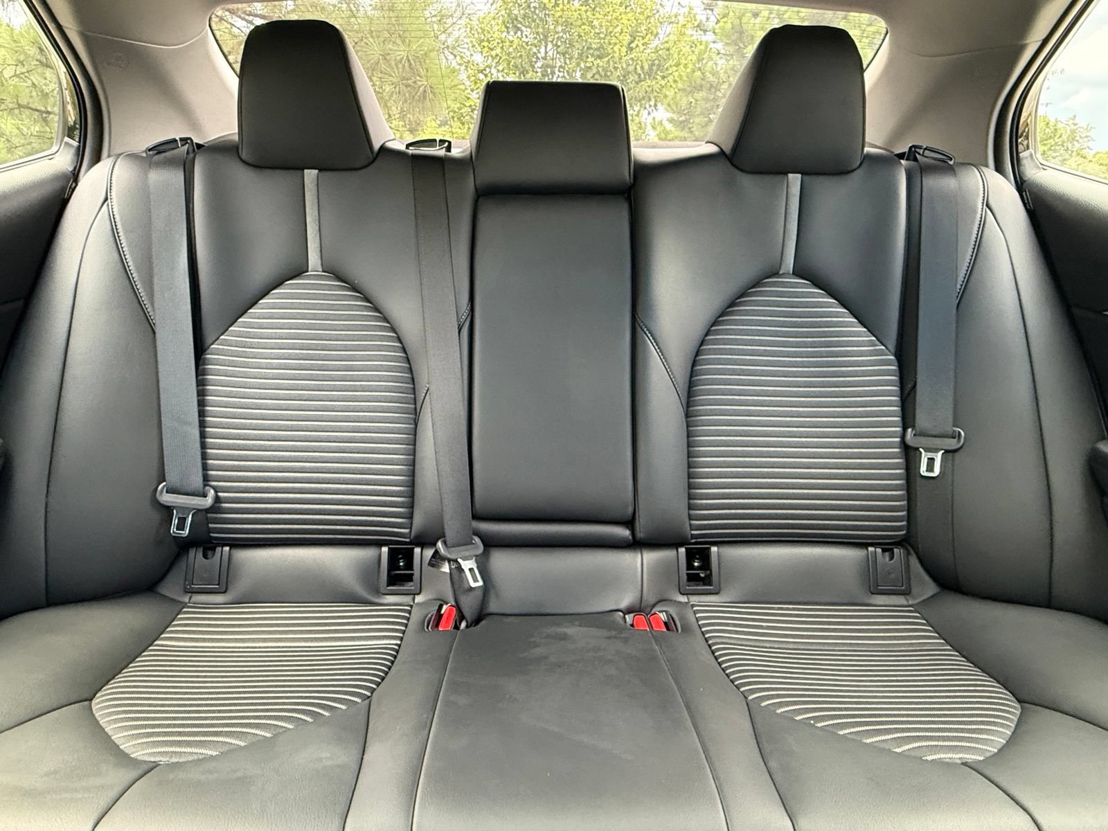 Used 2021 Toyota Camry SE AWD/4WD image 41