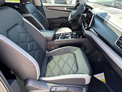 New 2026 Volkswagen Atlas Peak Edition AWD/4WD image 16