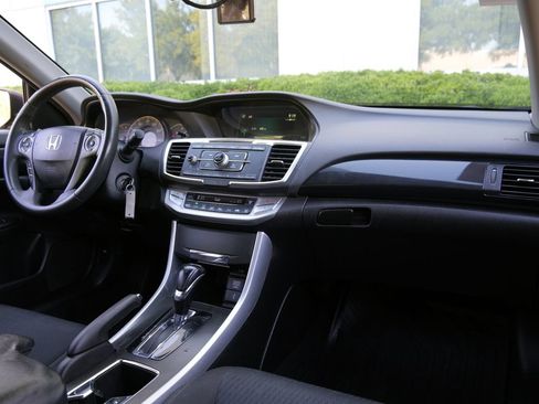 Used 2015 Honda Accord Sport image 7