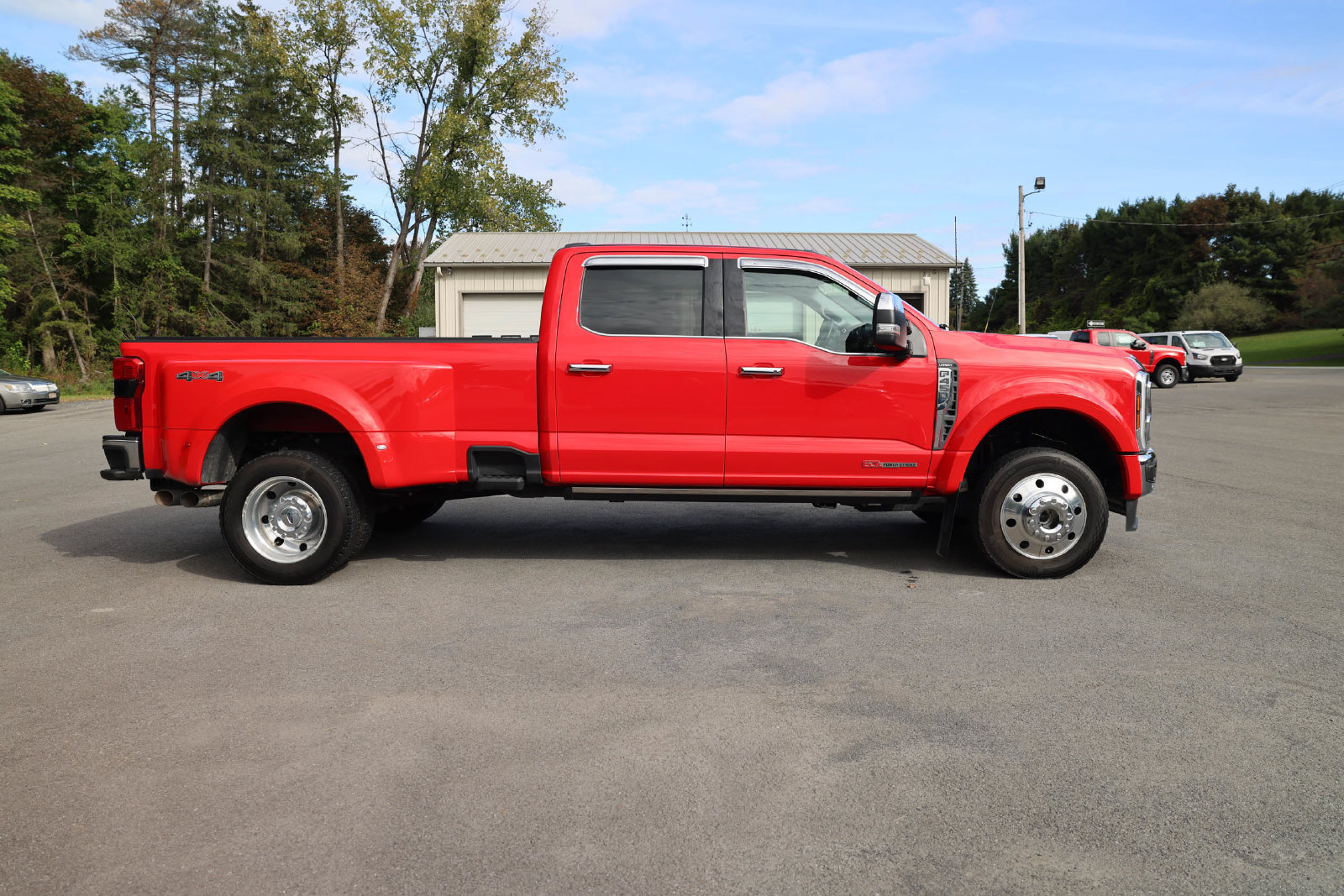 Used 2025 Ford F450 Lariat w/ Lariat Ultimate Package AWD/4WD image 4