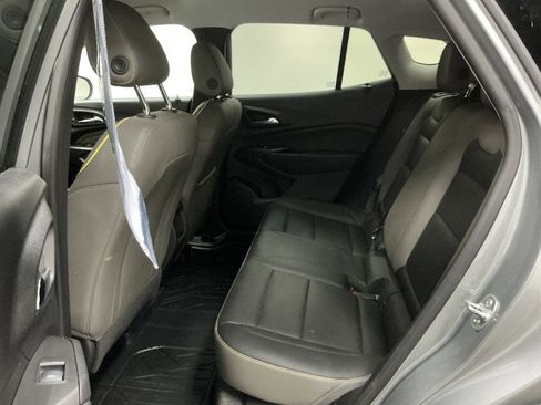 Used 2025 Chevrolet Trax ACTIV FWD image 21