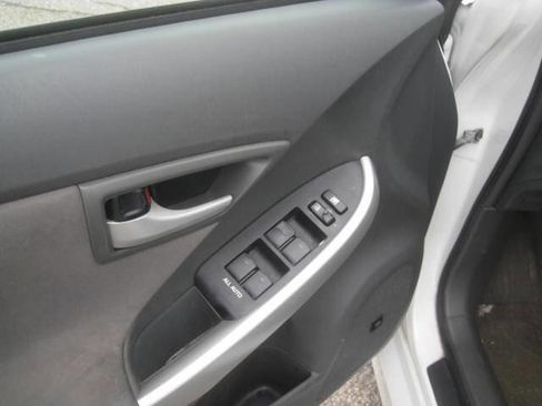 Used 2010 Toyota Prius Two image 19