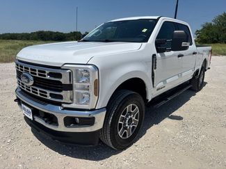 Used 2025 Ford F250 XLT w/ FX4 Off-Road Package AWD/4WD video 1