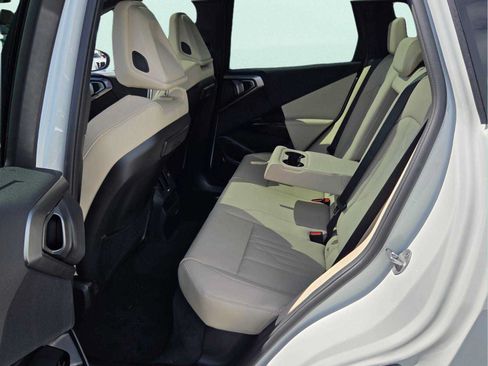 New 2026 BMW X3 xDrive30i w/ Premium Package AWD/4WD image 12