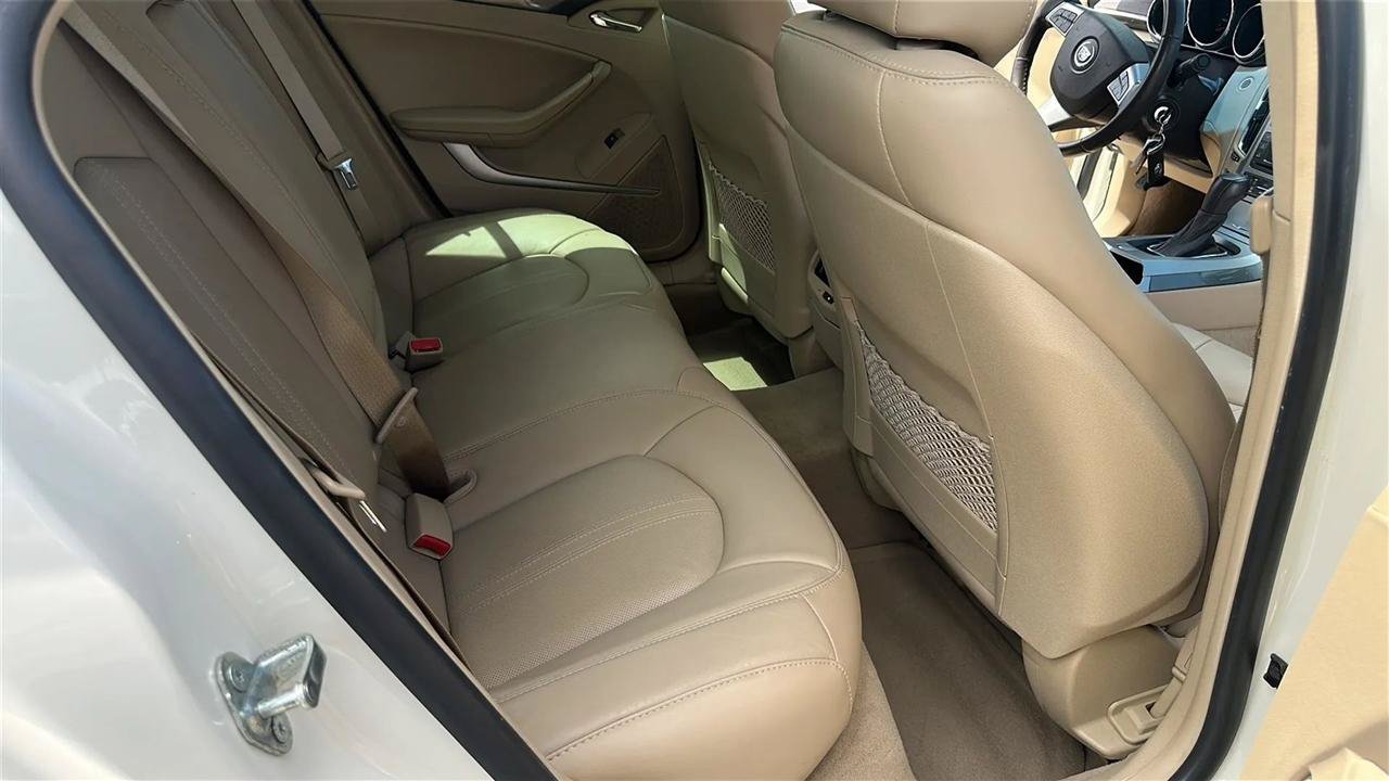 Used 2013 Cadillac CTS Luxury RWD image 29