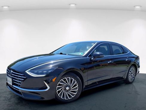 Used 2023 Hyundai Sonata SEL w/ Cargo Package FWD image 2
