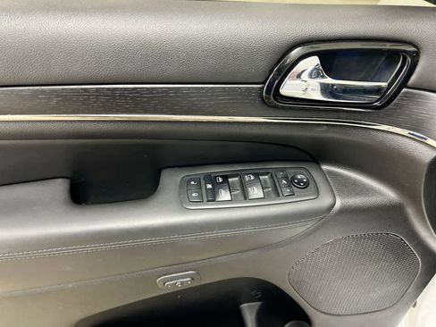 Used 2021 Jeep Grand Cherokee High Altitude image 22