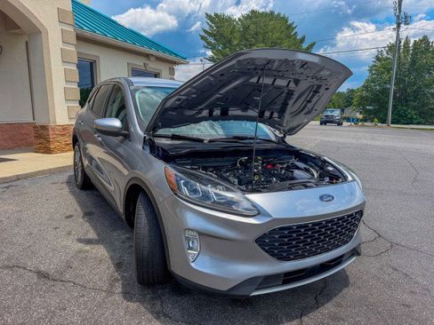 Used 2022 Ford Escape SEL FWD image 24