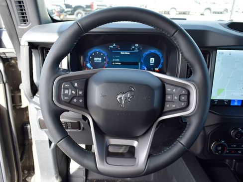 New 2026 Ford Bronco Badlands AWD/4WD image 6