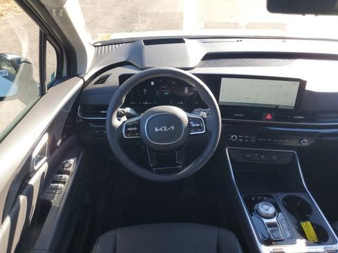 New 2026 Kia Carnival SX Prestige FWD image 24