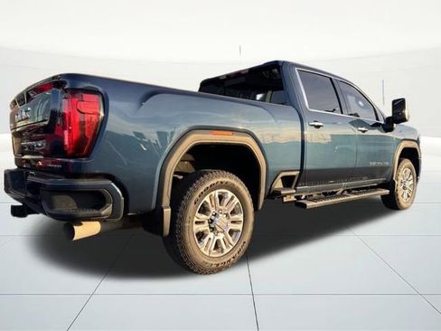 Used 2020 GMC Sierra 3500 Denali image 5