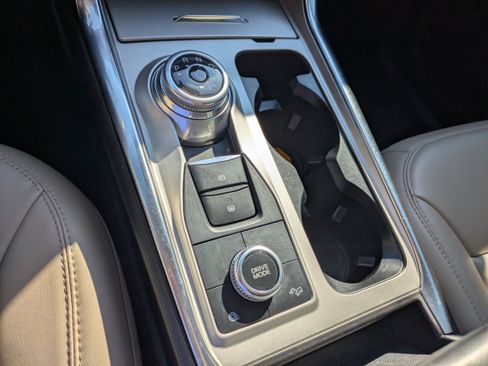 Used 2023 Ford Explorer XLT w/ Equipment Group 202A image 20