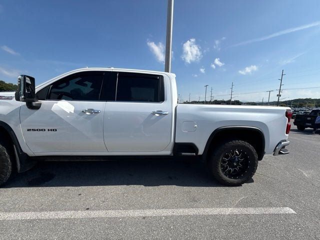 Used 2022 Chevrolet Silverado 2500 LTZ w/ LTZ Plus Package AWD/4WD image 16
