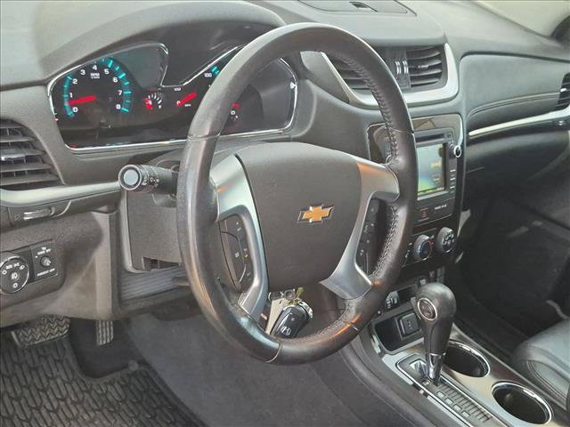 Used 2015 Chevrolet Traverse LT w/ Style and Technology Package FWD image 10