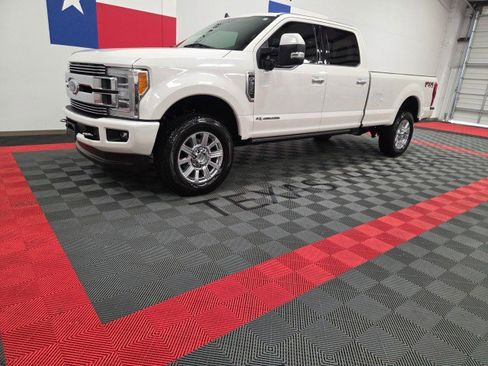 Used 2019 Ford F350 Limited AWD/4WD image 2