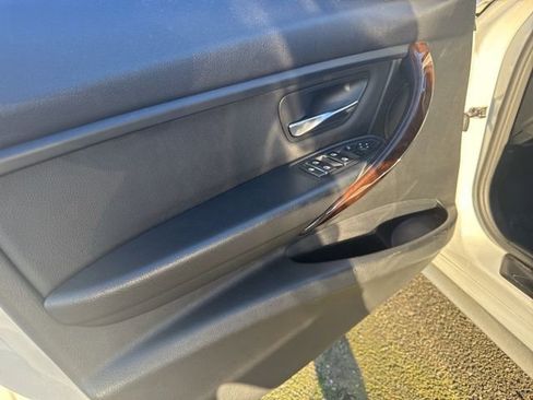 Used 2016 BMW 320i xDrive 320i xDrive image 20