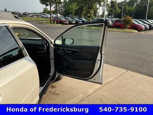Used 2021 Subaru Outback Limited AWD/4WD image 19