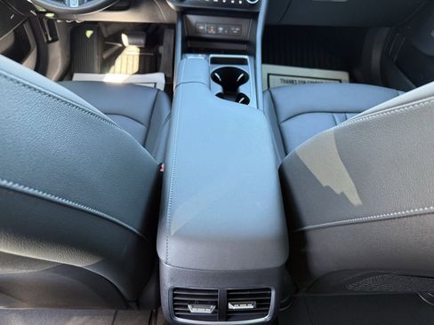 Used 2025 Hyundai Sonata Limited image 36