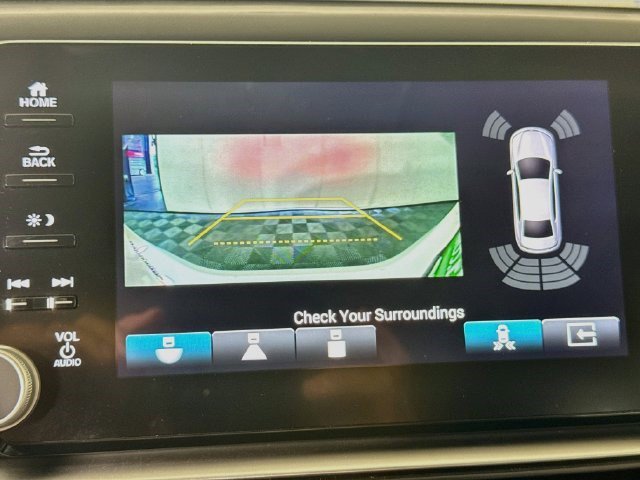 Used 2020 Honda Accord Touring image 18