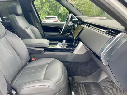 Used 2023 Land Rover Range Rover SE