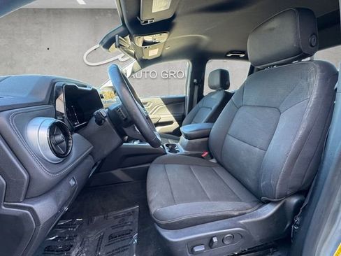 Used 2023 Chevrolet Colorado LT w/ LT Convenience Package II image 19