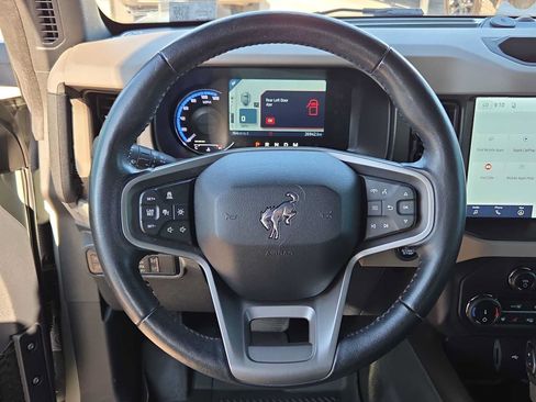 Used 2022 Ford Bronco Wildtrak AWD/4WD image 18